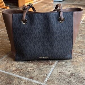 Michael Kors Elegant Black and Brown Tote